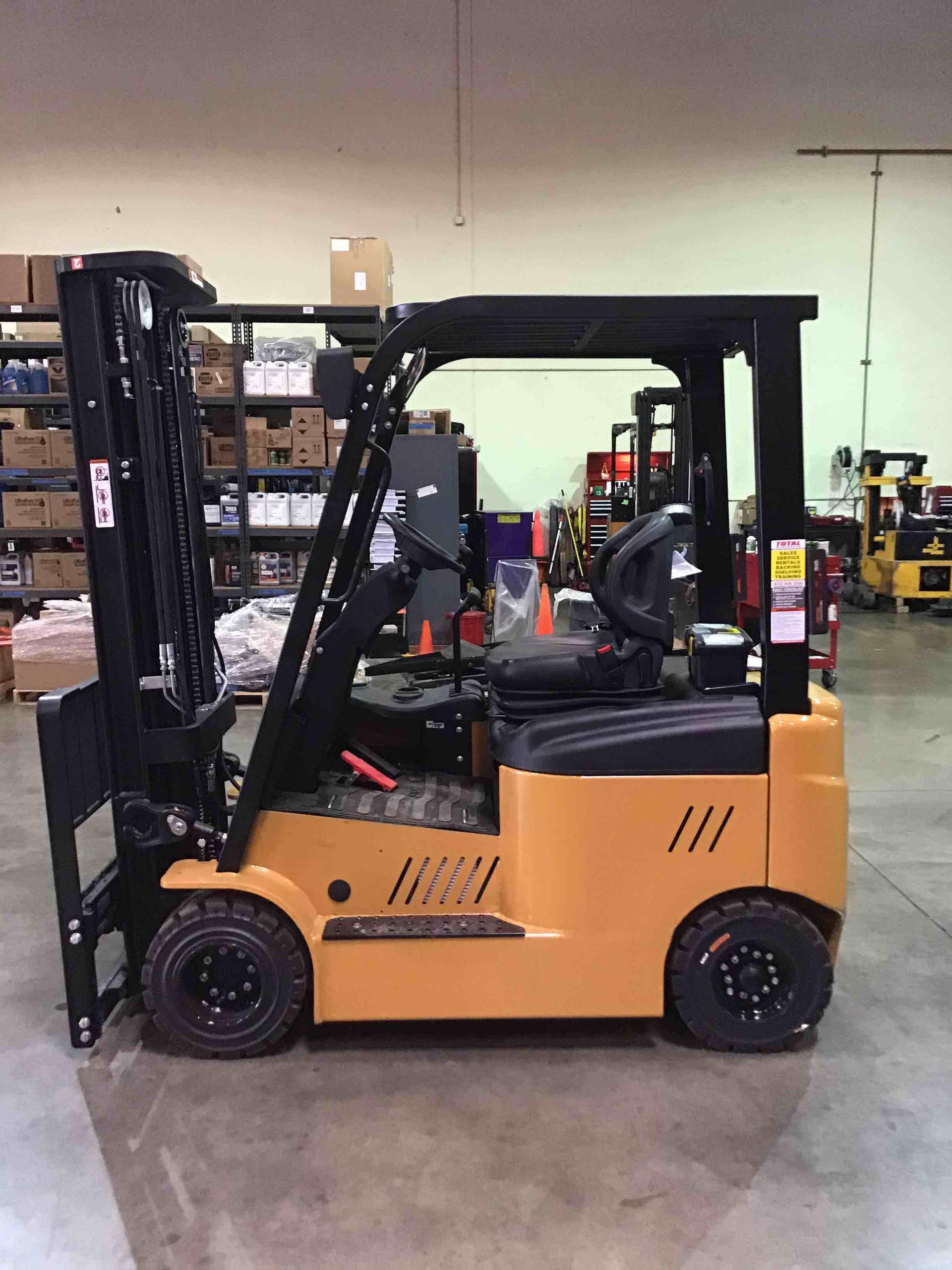 Main Image Big Joe LXE-44 Electric Sit Down 4 Wheel, photo 3 of 4