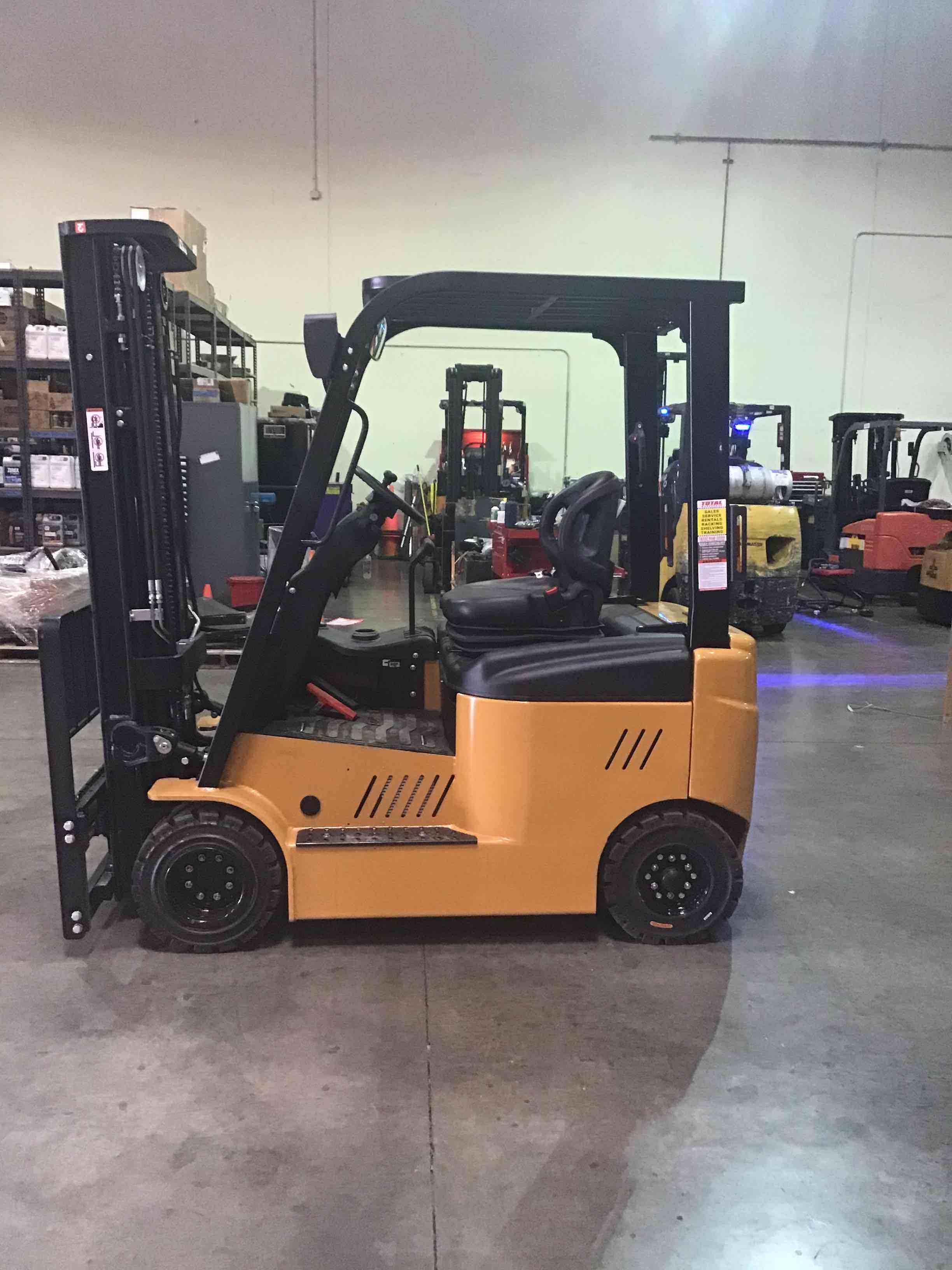 Main Image Used 2021-C BIG JOE LXE-44 Forklift – Electric Sit Down 4 Wheel, 4400 lb Capacity, 86” Mast, 1251 Hours – $15250.00 – Phoenix – View 2