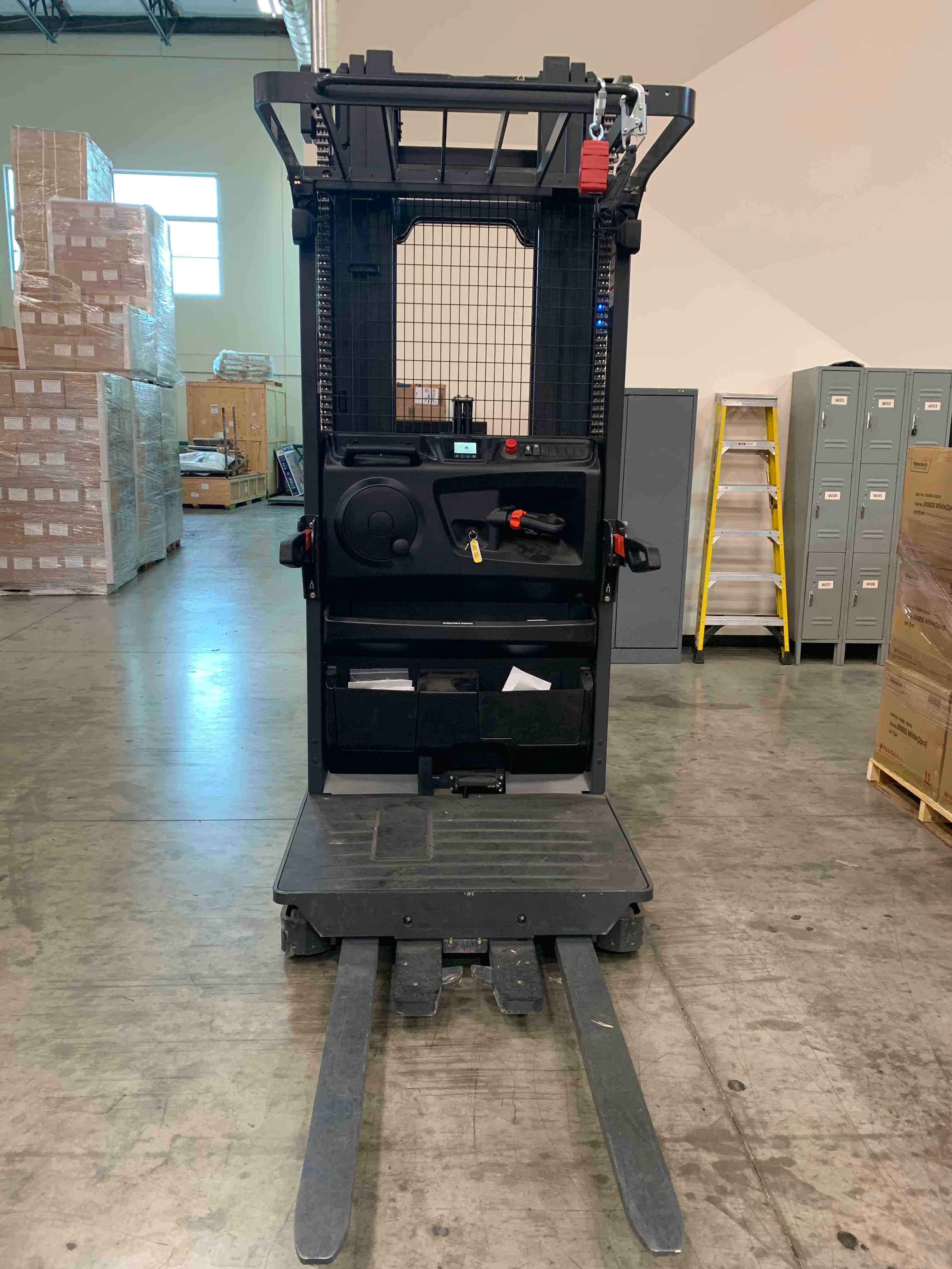 Main Image Used 2021 LINDE V15P_5215 Forklift – Electric Order Picker, 3000 lb Capacity, 107” Mast, 1604 Hours – $42500.00 – Anaheim – View 3