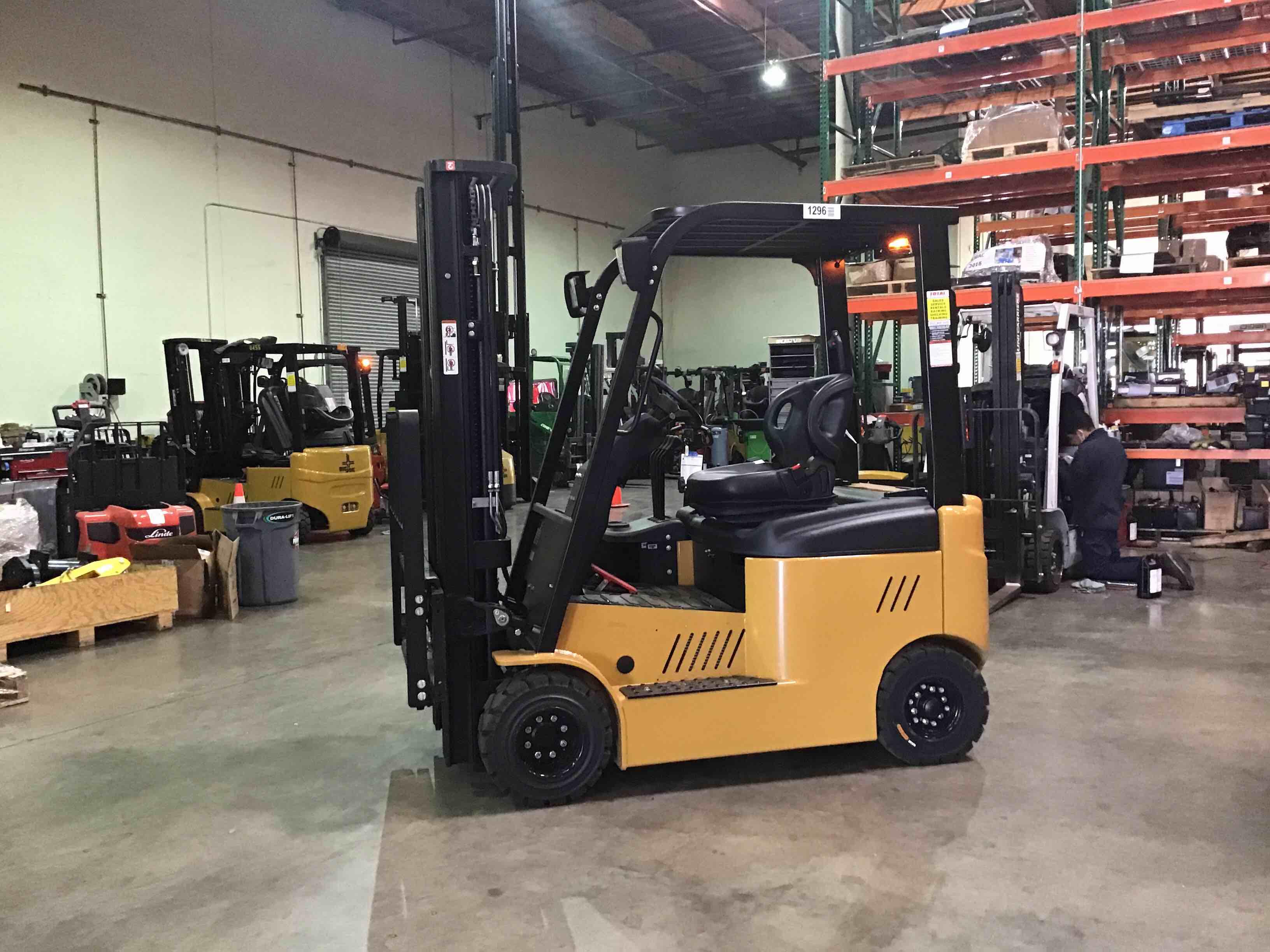 Main Image Used 2021-E BIG JOE LXE-44 Forklift – Electric Sit Down 4 Wheel, 4400 lb Capacity, 86” Mast, 836 Hours – $16500.00 – Hawaii, Waipahu – View 3