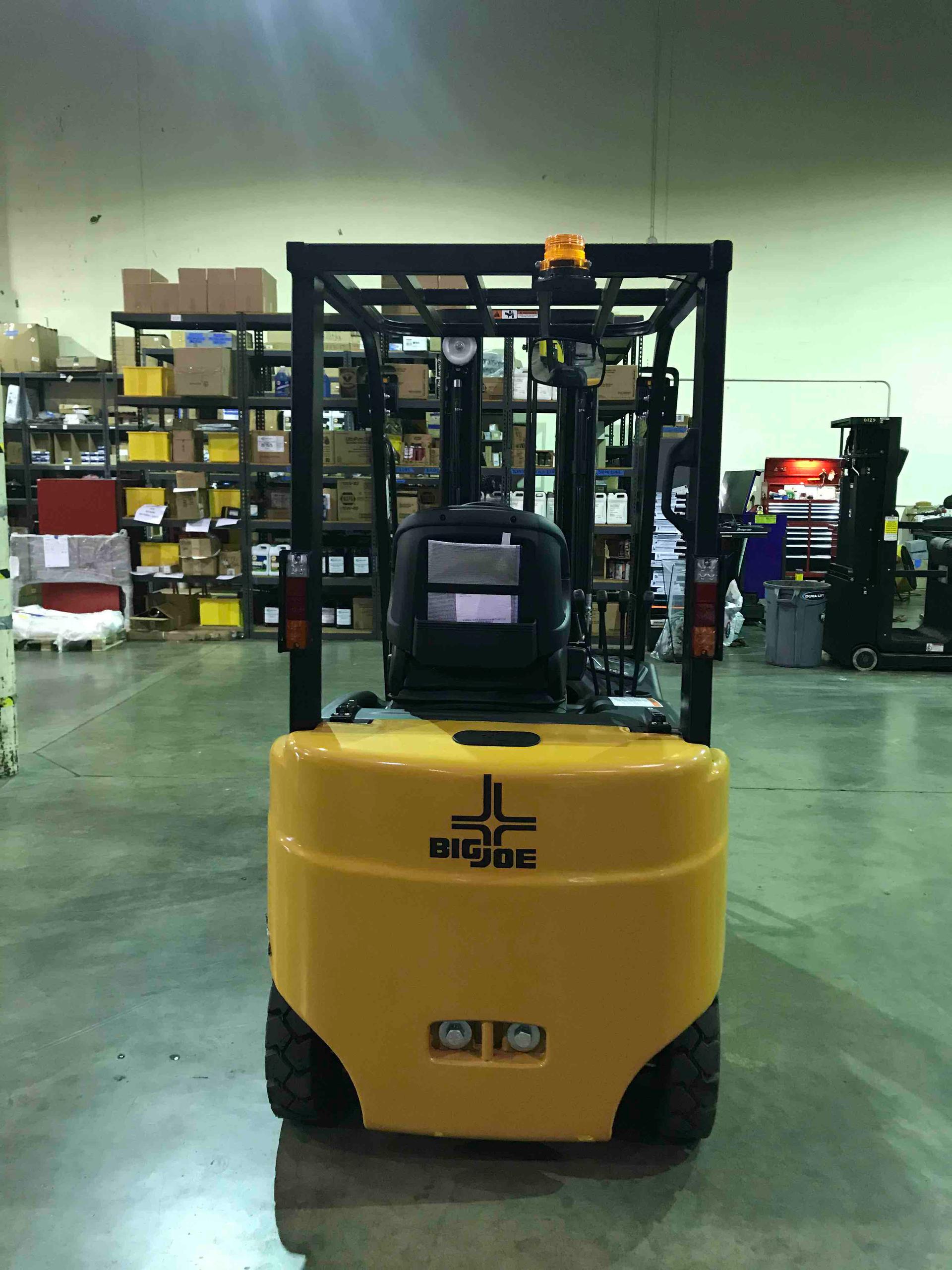 Main Image Big Joe LXE-44 Electric Sit Down 4 Wheel, photo 2 of 4