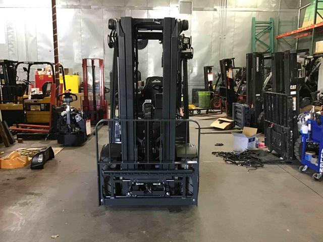 LINDE H25T-600_1202 LPG Pneumatic forklift, 5500 capacity, 196 lift height. Serial H21202X03001, Year 2021.