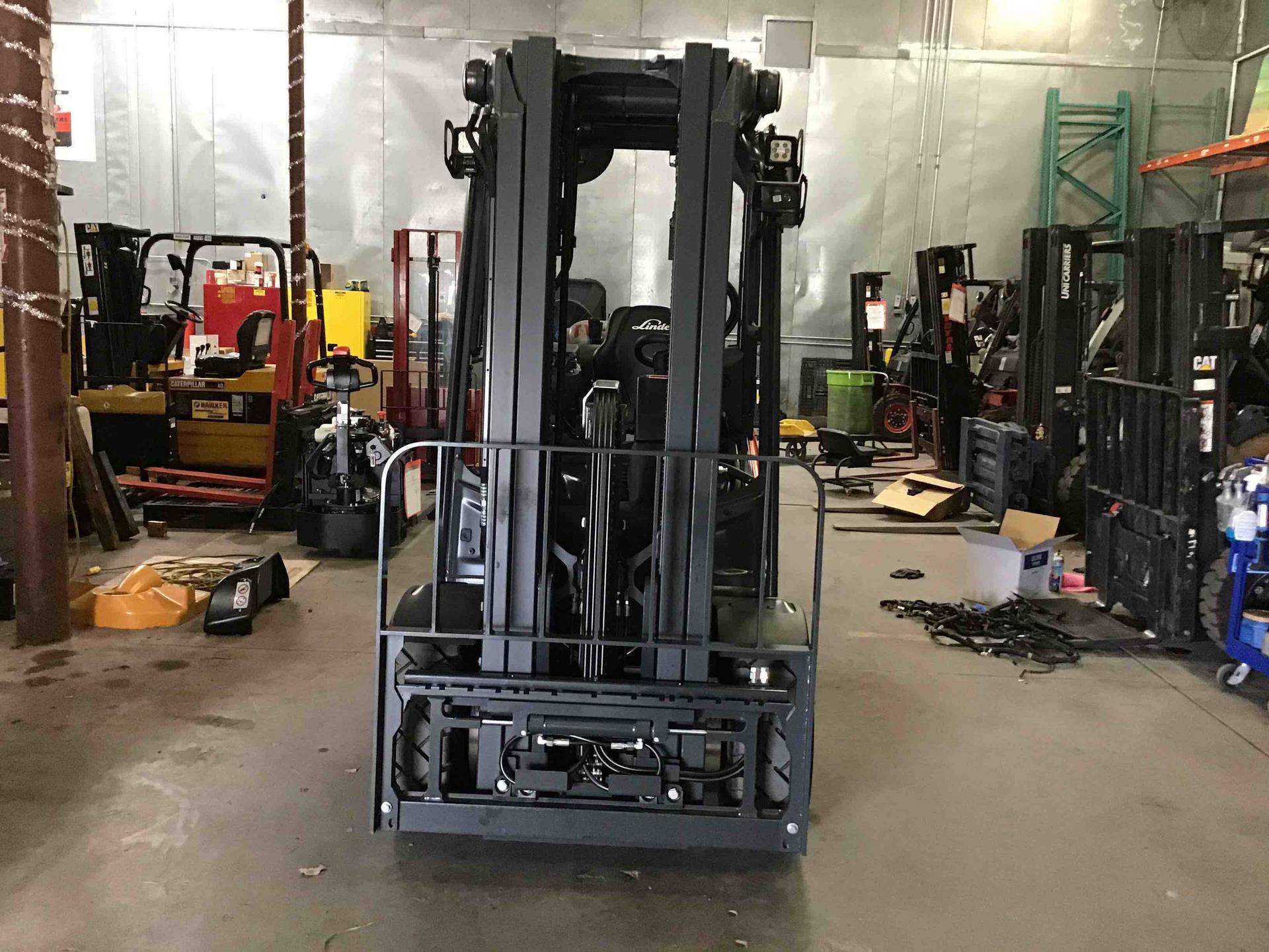 Main Image Linde H25T-600_1202 LPG Pneumatic, photo 3 of 4