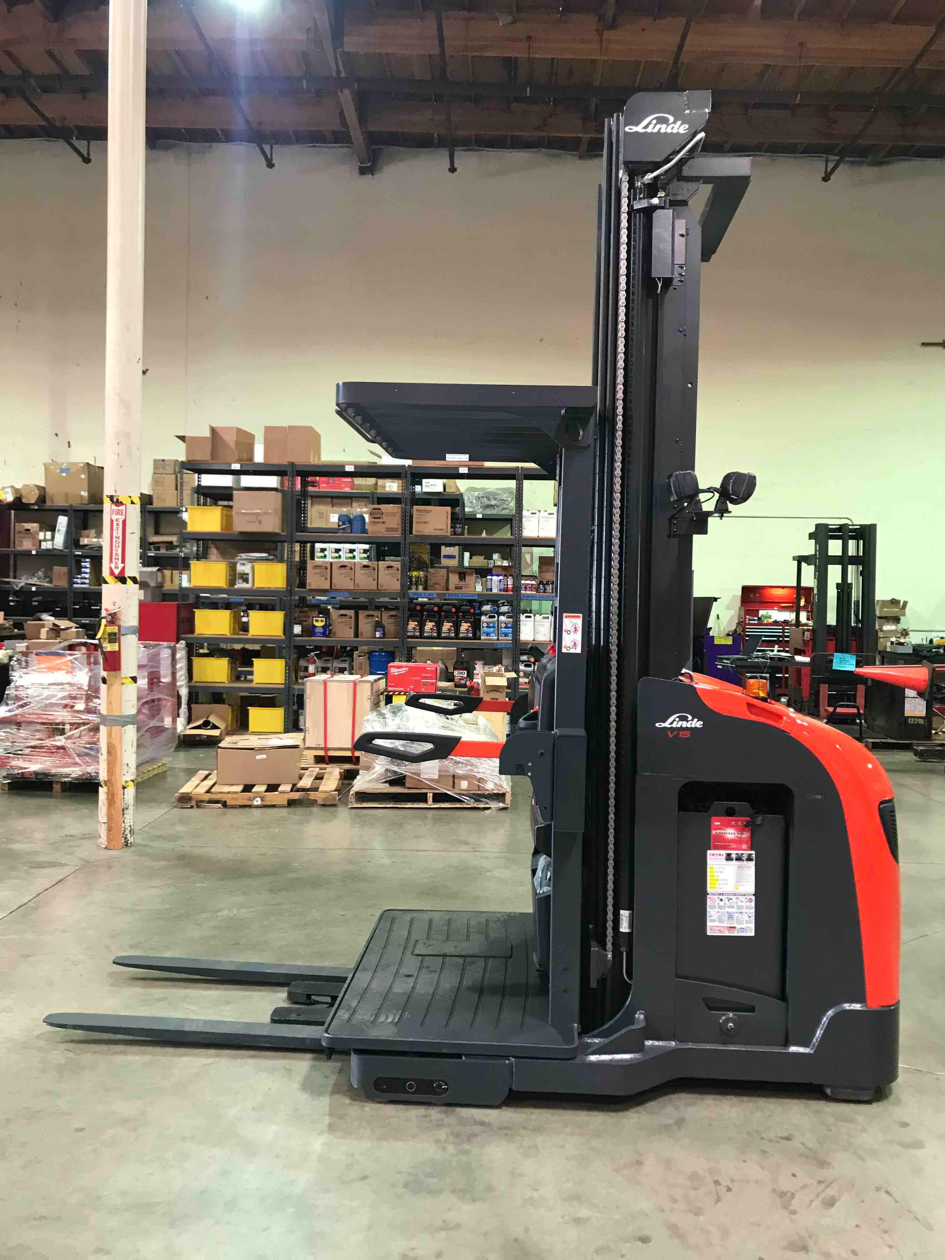 Main Image Used 2021 LINDE V15P_5215-WG Forklift – Electric Order Picker, 3000 lb Capacity, 129” Mast, 1527 Hours – $46500.00 – Anaheim – View 2