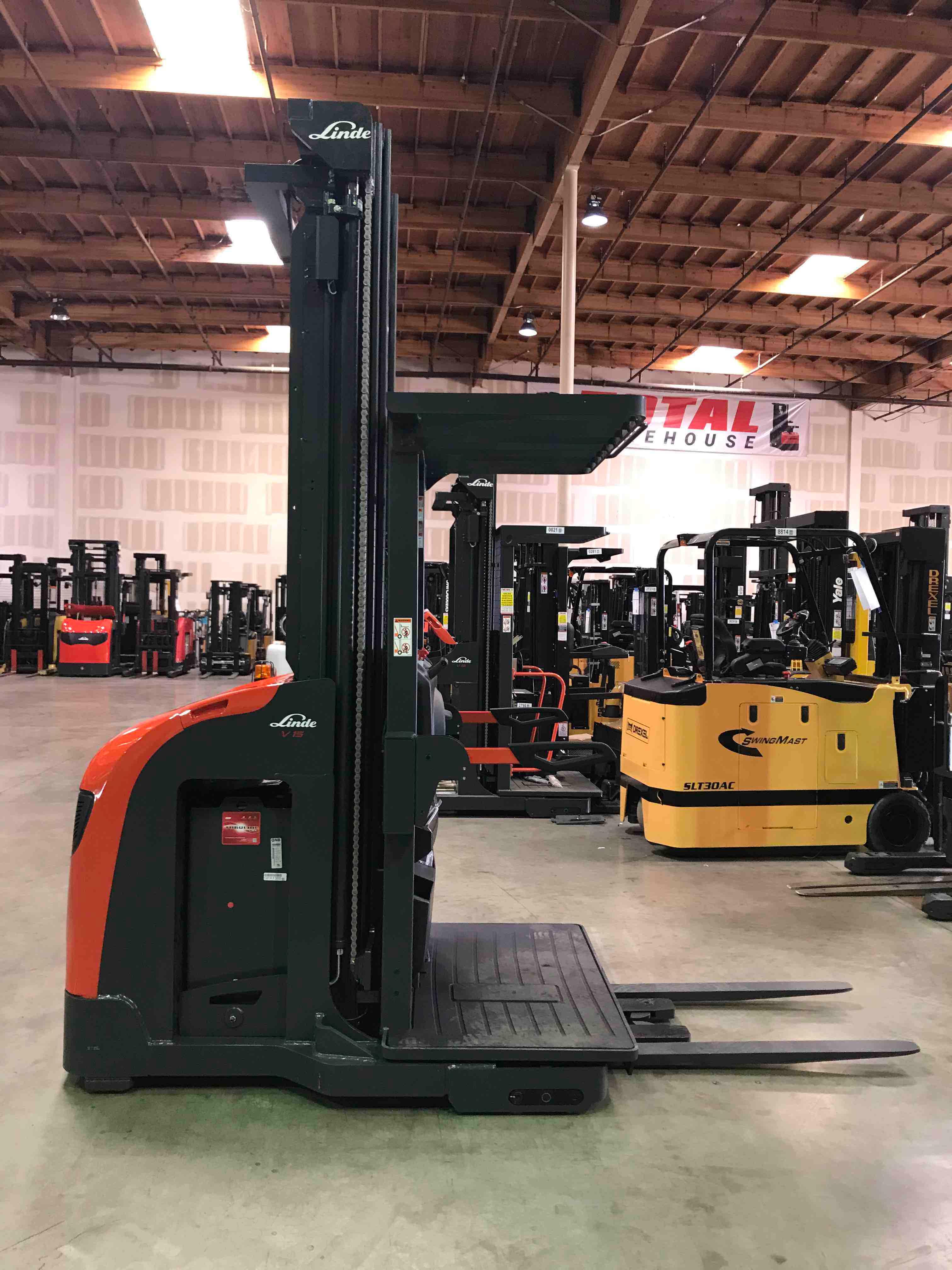 Main Image Used 2021 LINDE V15P_5215-WG Forklift – Electric Order Picker, 3000 lb Capacity, 129” Mast, 1527 Hours – $46500.00 – Anaheim – View 4