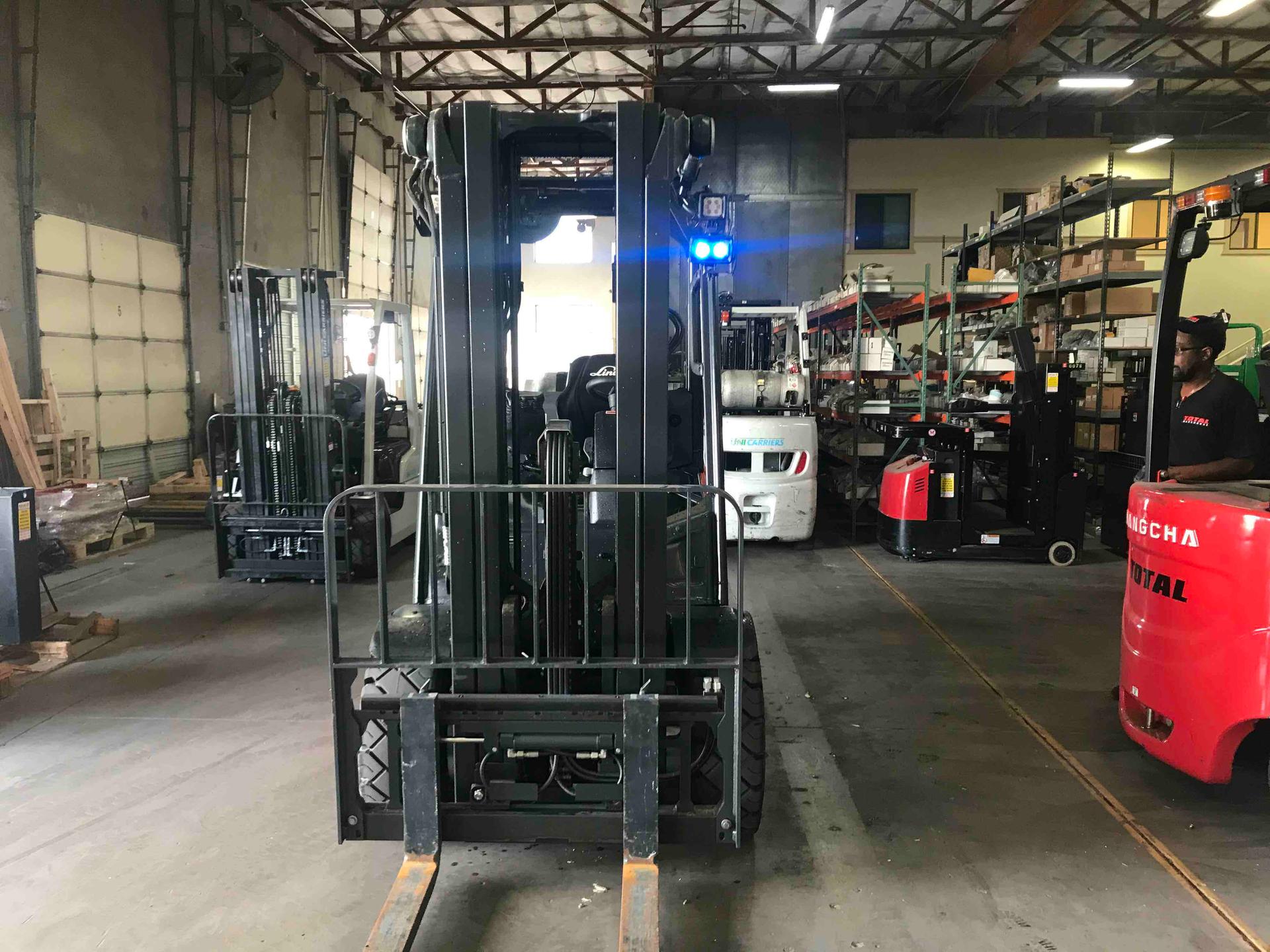 Main Image Linde H25T-600_1202 LPG Pneumatic, photo 3 of 4