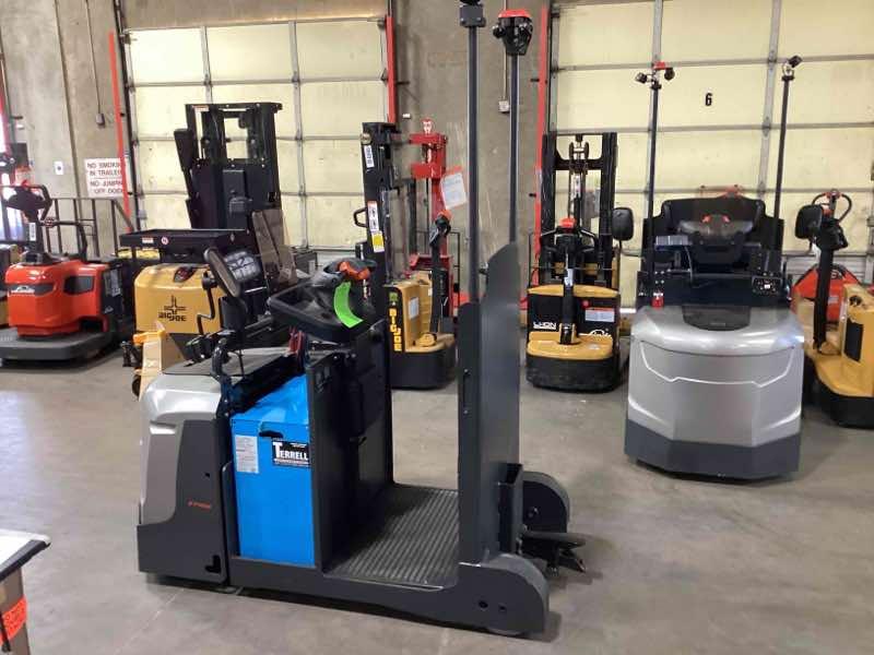 Main Image Linde ETR50_1103-02 Tugger, photo 2 of 5