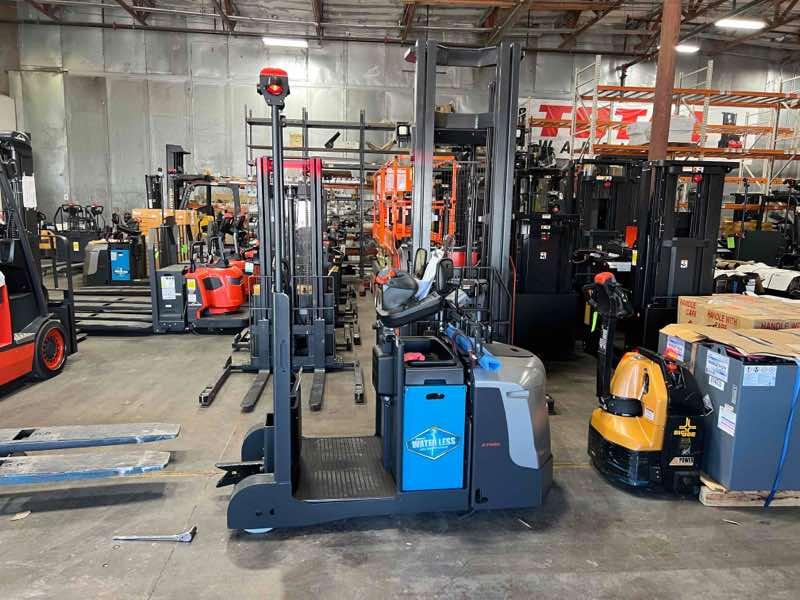Main Image Linde ETR50_1103-02 Tugger, photo 3 of 5