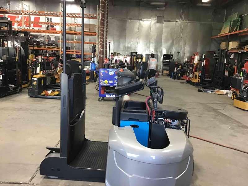 Main Image Linde ETR50_1103-02 Tugger, photo 1 of 2