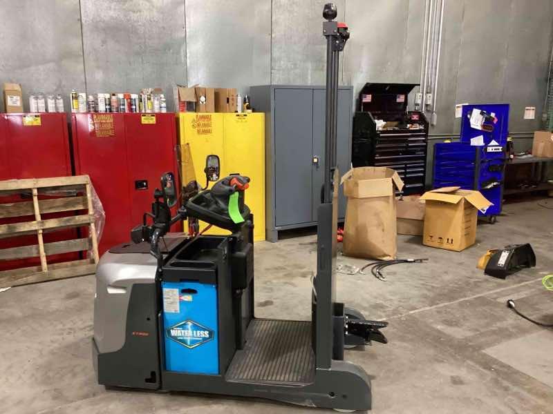 Main Image Linde ETR50_1103-02 Tugger, photo 3 of 4