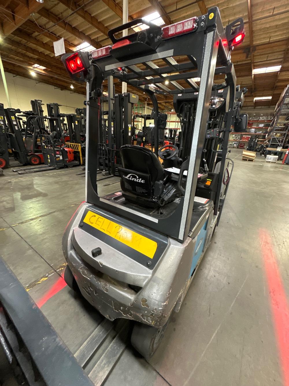 Main Image Linde E204WC_346-20 Electric Sit Down 4 Wheel, photo 4 of 4