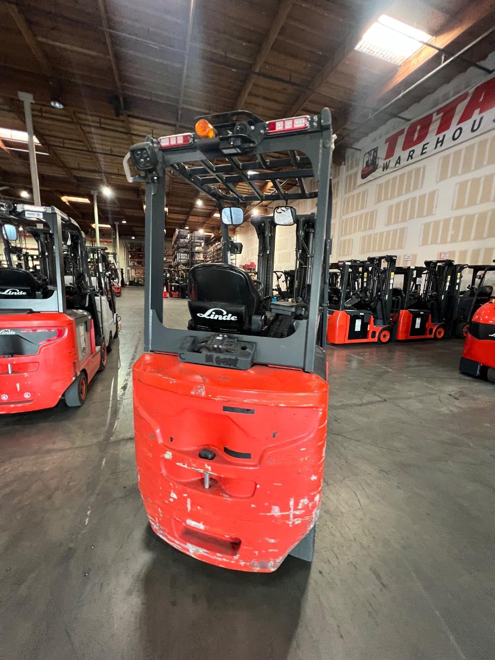 Main Image Linde E25C_1347-FT Electric Sit Down 4 Wheel, photo 3 of 5