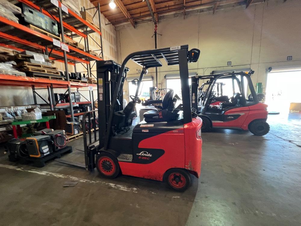 Main Image Linde E25C_1347-FT Electric Sit Down 4 Wheel, photo 2 of 5