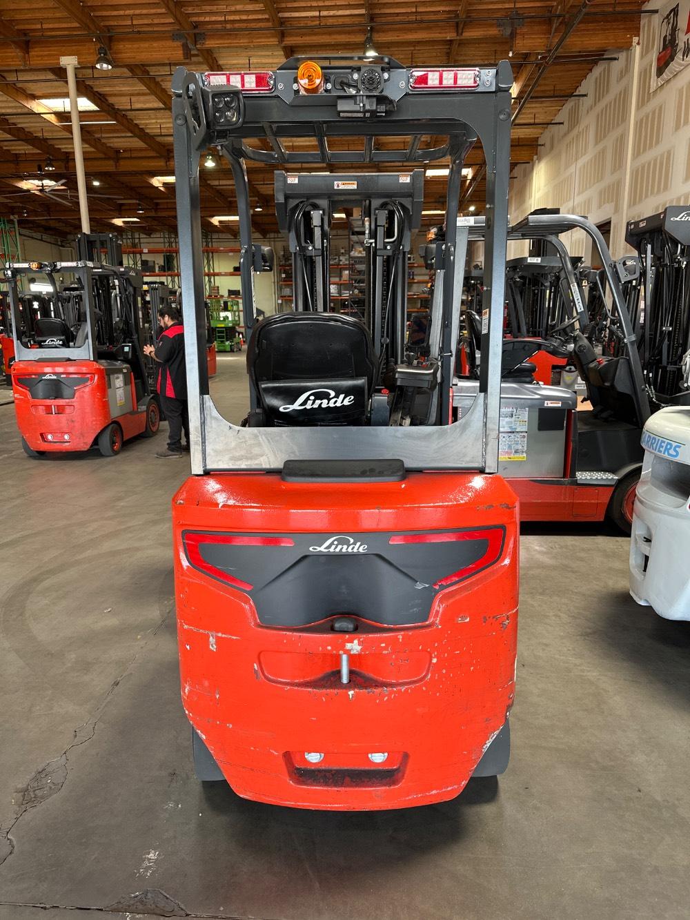 Main Image Linde E25C_1347-FT Electric Sit Down 4 Wheel, photo 3 of 5