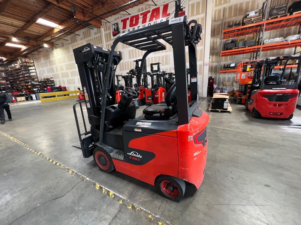 Main Image Linde E25C_1347-FT Electric Sit Down 4 Wheel, photo 2 of 5