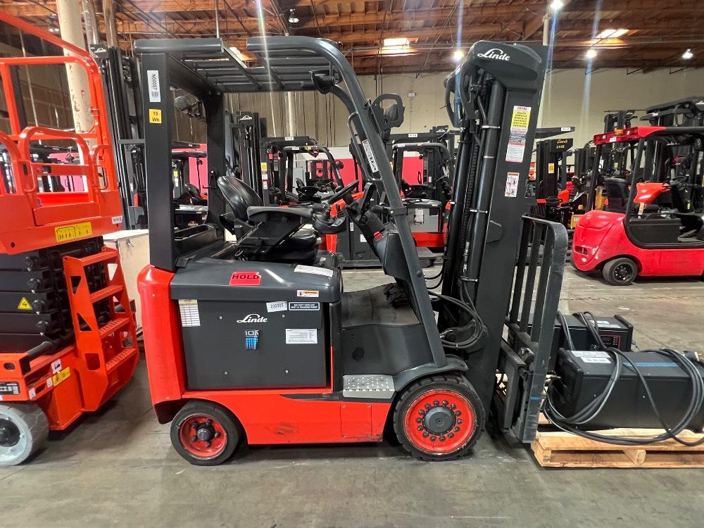 Main Image Linde E25C_1347-FT Electric Sit Down 4 Wheel, photo 1 of 5