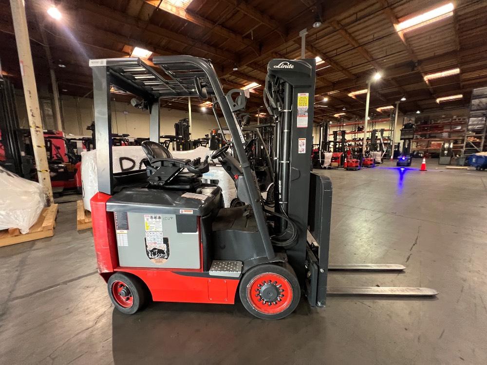 Main Image Linde E25C_1347-FT Electric Sit Down 4 Wheel, photo 2 of 4