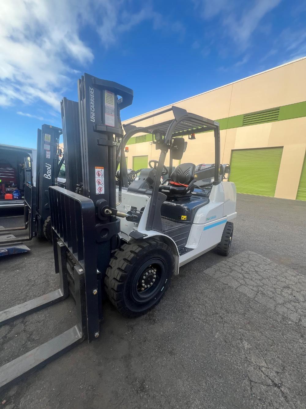 Main Image Nissan PF100N1 LPG Pneumatic, photo 1 of 5