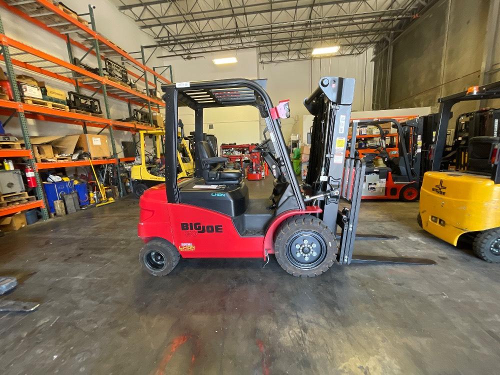 Main Image Big Joe LPE-S60_80VB Lithium Electric Pneumatic, photo 2 of 5