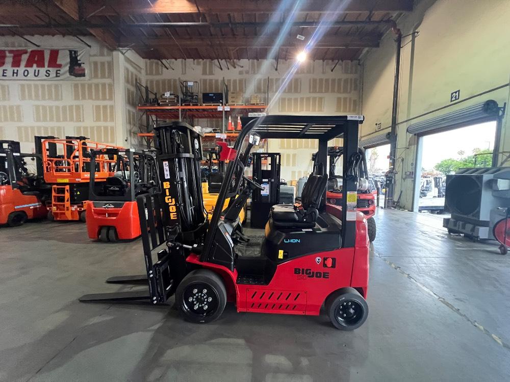 Main Image Big Joe LCE-S50_80V Electric Sit Down 4 Wheel, photo 1 of 5