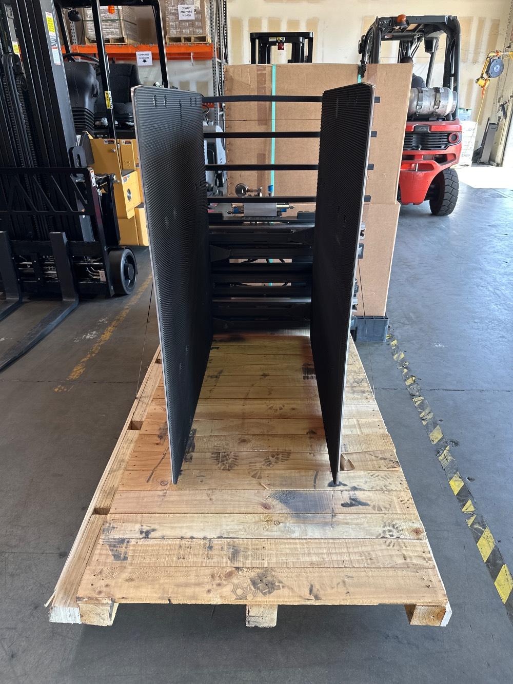 Main Image Bolzoni LS09V6A-48H-48L-SILVER Carton Clamp, photo 4 of 5