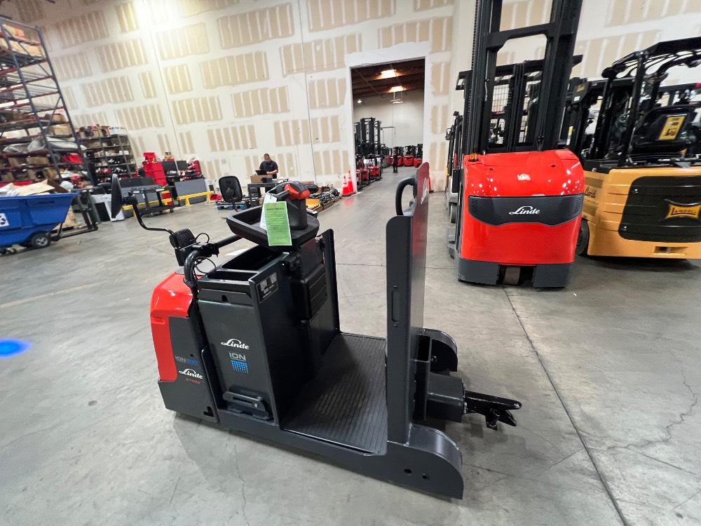 Main Image Linde ETR50_1103-02 Tugger, photo 4 of 5