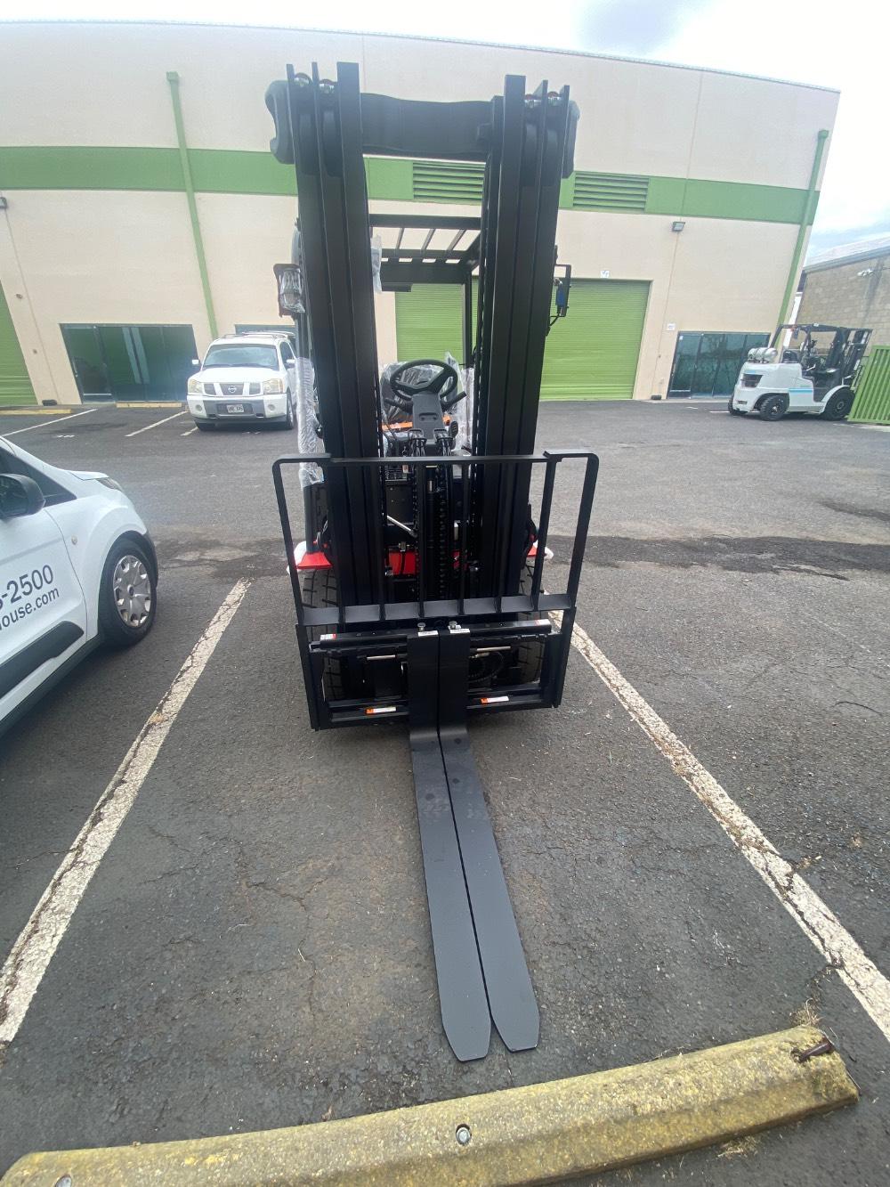 Main Image Big Joe LPE-S50_80V Electric Sit Down 4 Wheel, photo 4 of 5