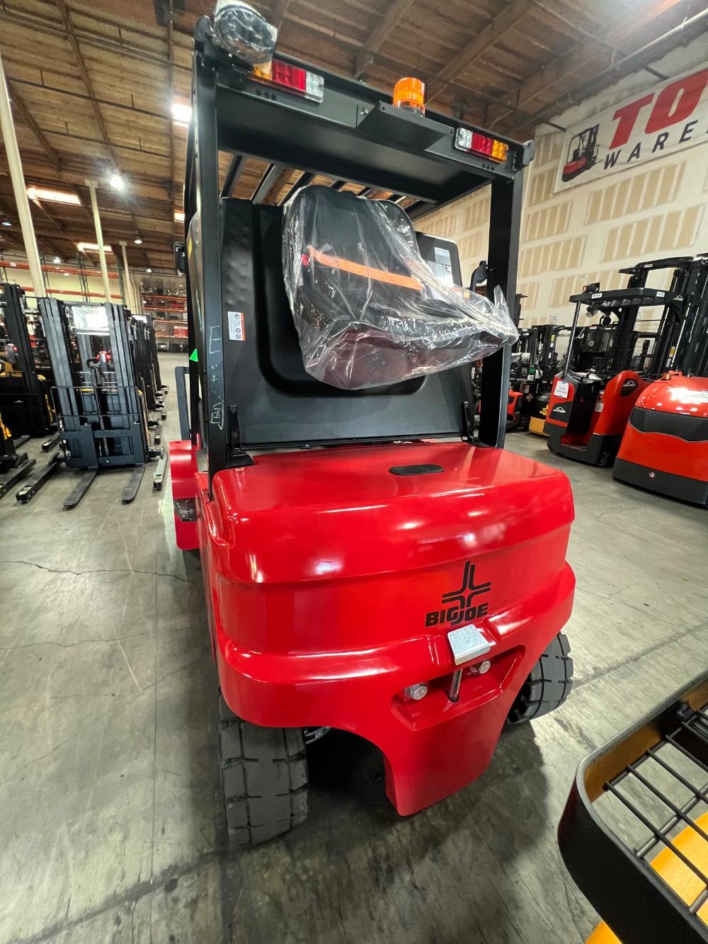 Main Image Big Joe LPE-S100_80VB Lithium Electric Pneumatic, photo 4 of 5