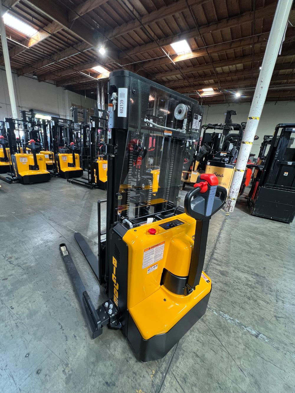 Main Image Big Joe WS25-157 Walkie Straddle Stacker, photo 4 of 5