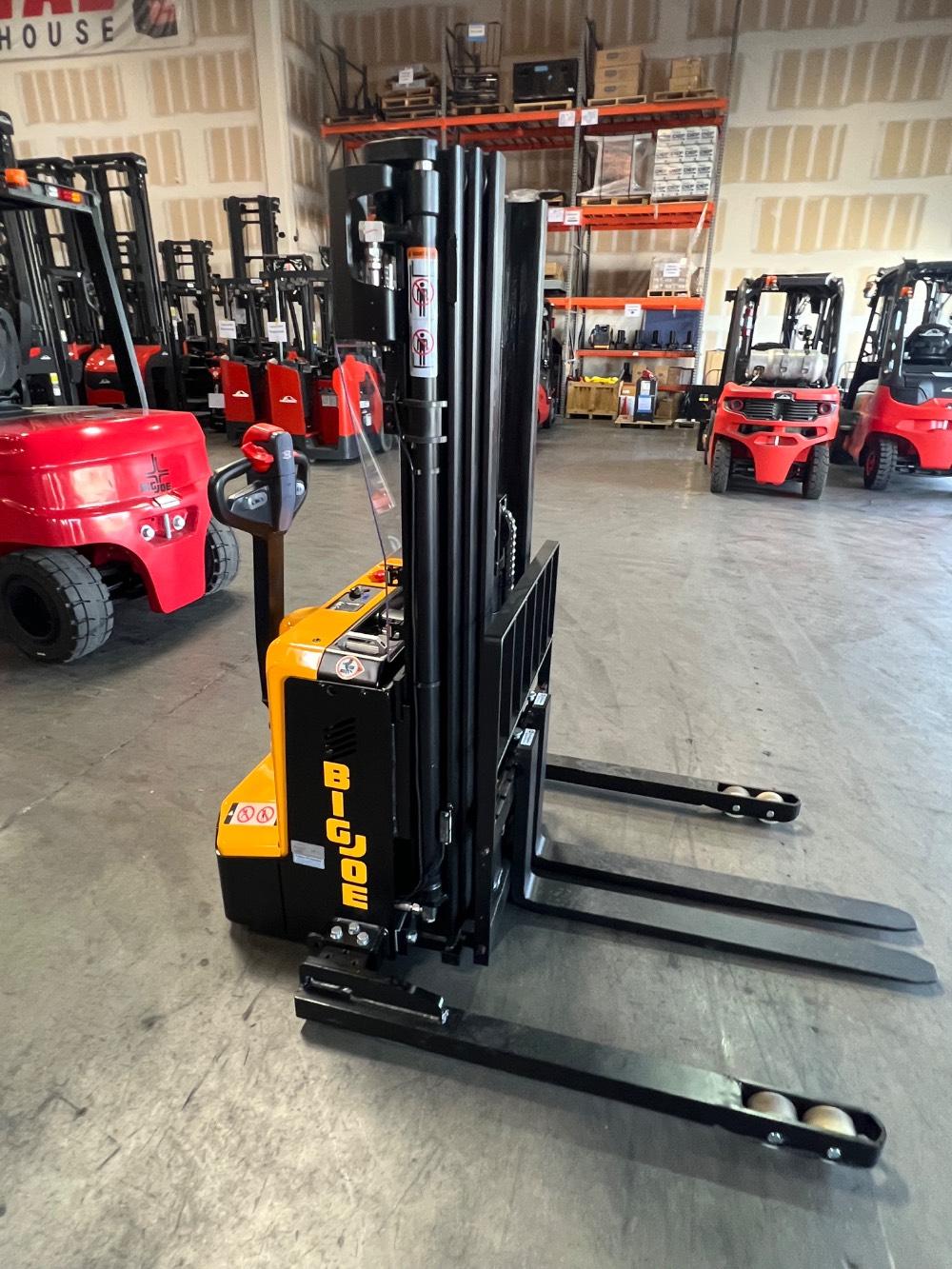 Main Image Big Joe WS25-157 Walkie Straddle Stacker, photo 3 of 5