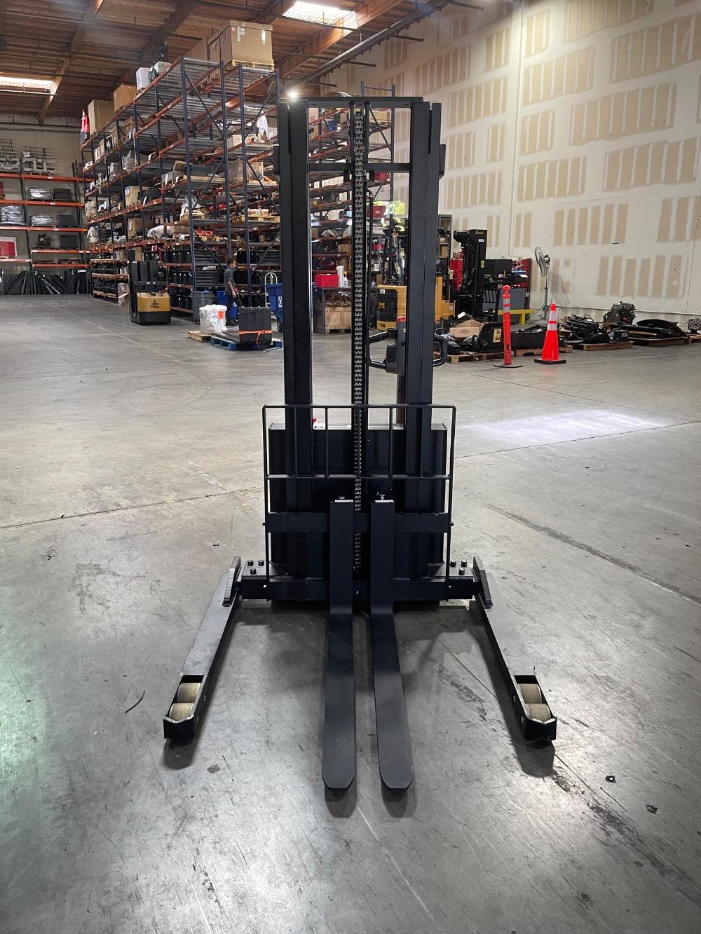 Main Image Big Joe S30-128 Walkie Straddle Stacker, photo 5 of 5