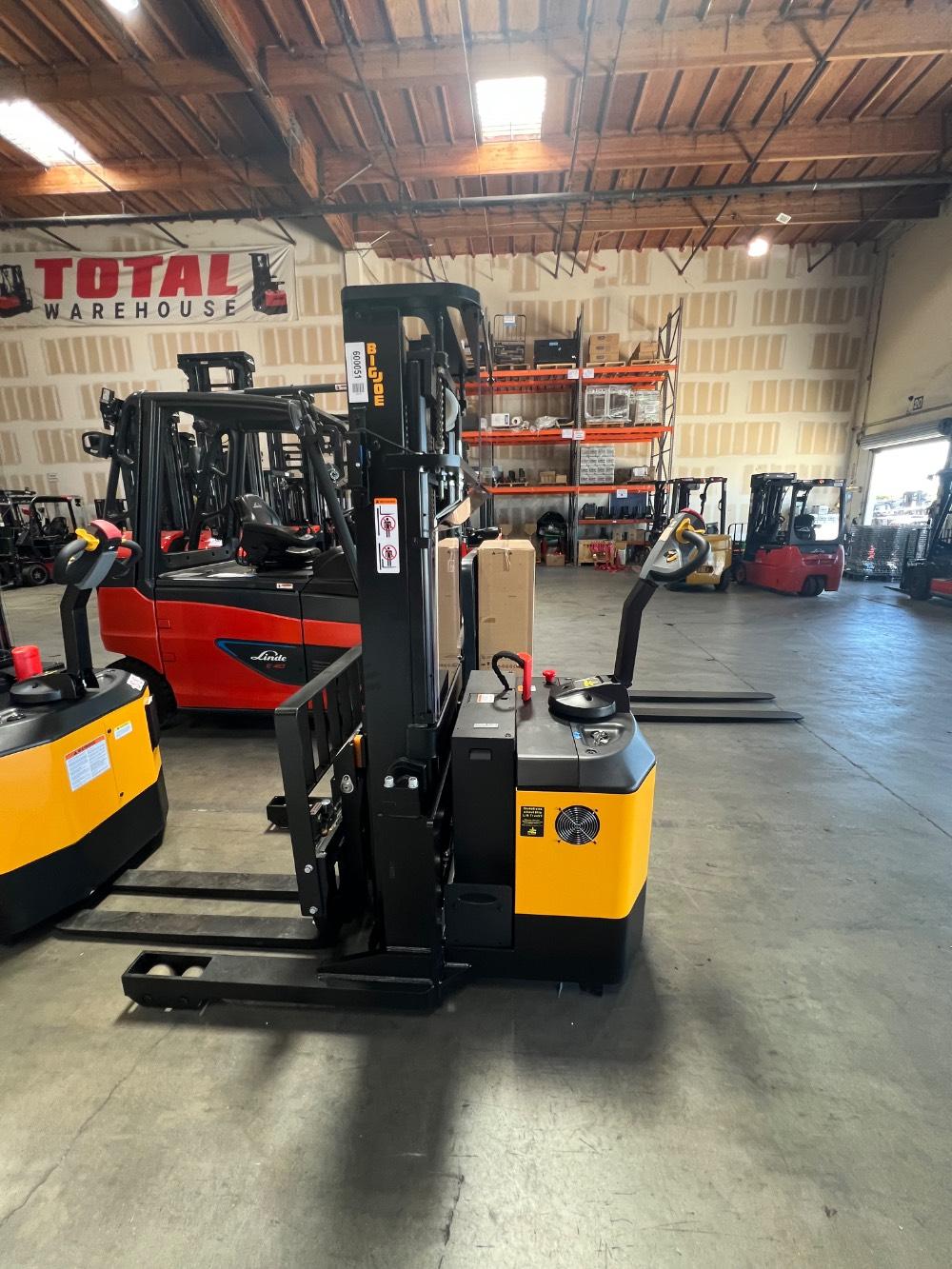 Main Image Big Joe PDSR30-126 Walkie Reach Stacker, photo 1 of 5