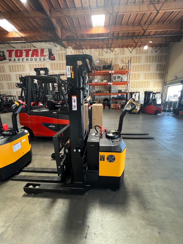 BIG JOE PDSR30-126 Walkie Reach Stacker forklift, 3000 capacity, 126 lift height. Serial 9351600051, Year 2026.